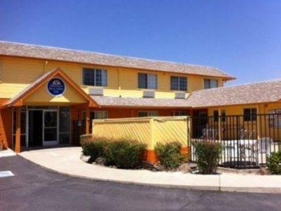 Americas Best Value Inn Dunnigan Exterior photo