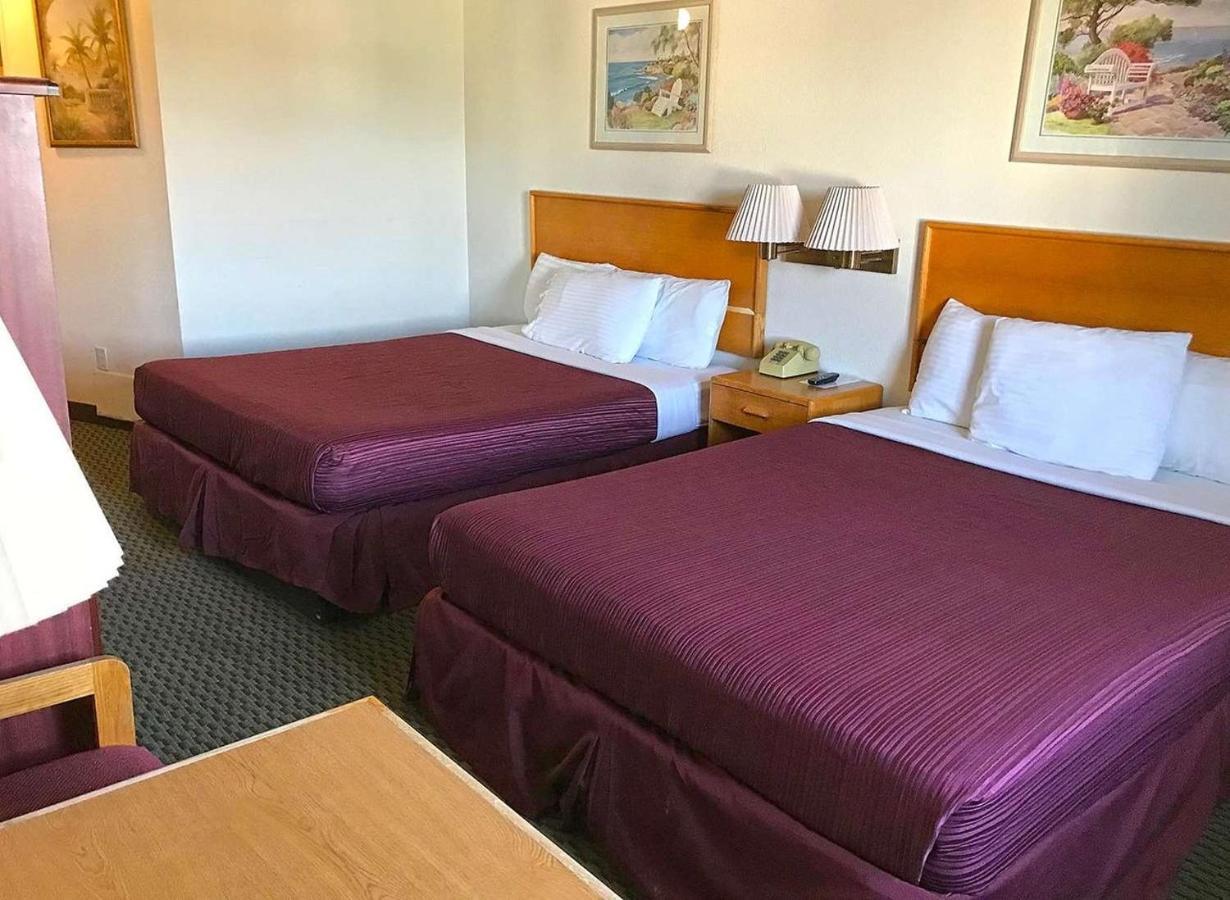 Americas Best Value Inn Dunnigan Exterior photo