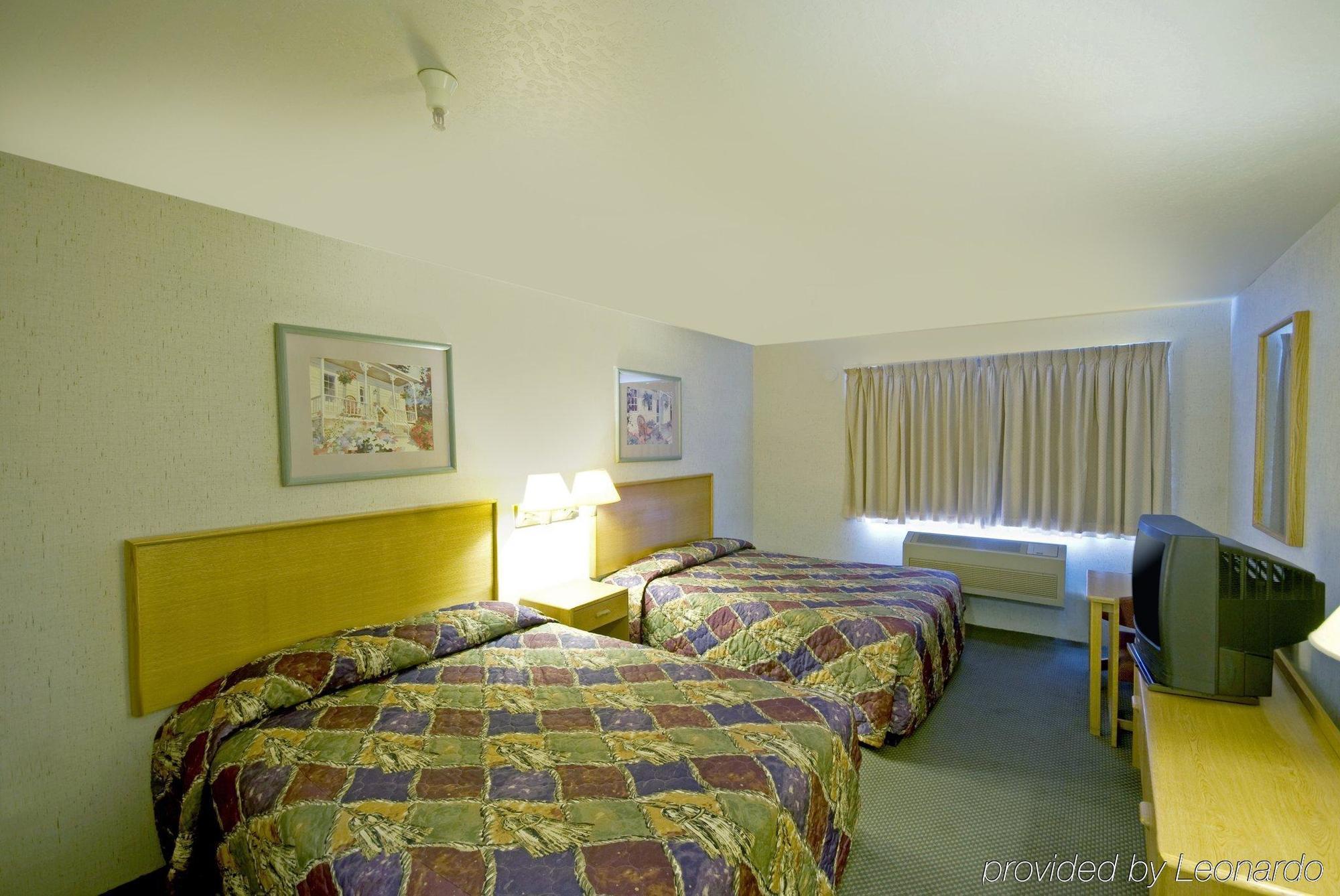 Americas Best Value Inn Dunnigan Room photo
