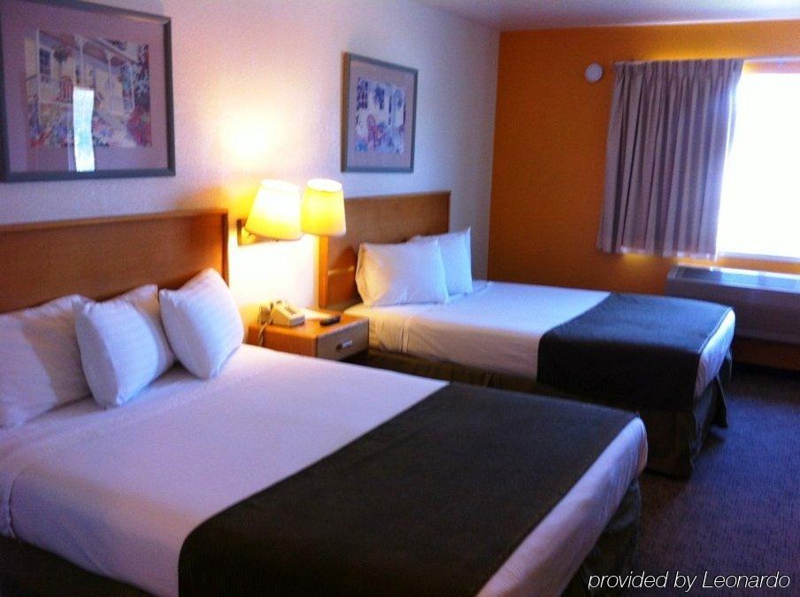 Americas Best Value Inn Dunnigan Exterior photo