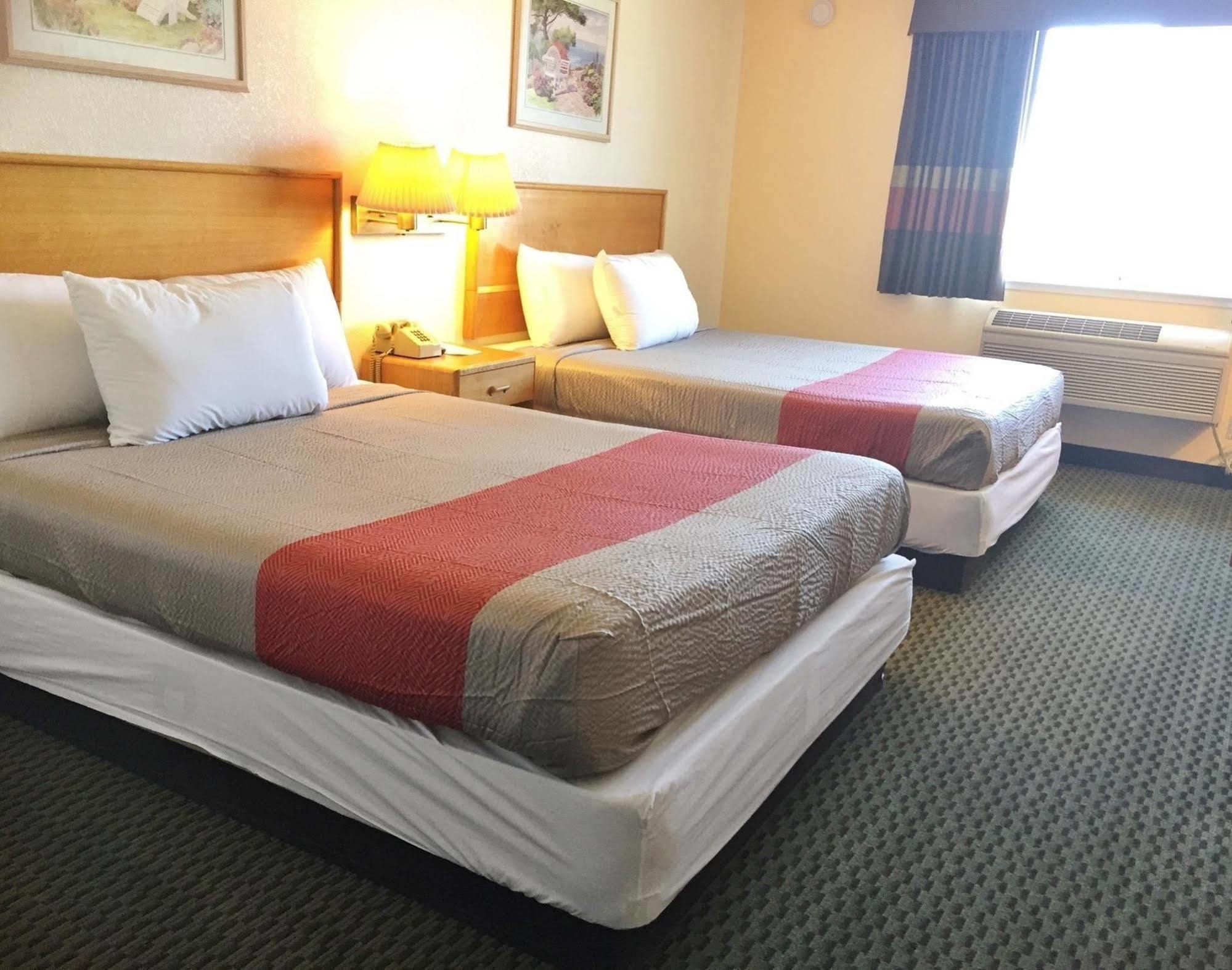 Americas Best Value Inn Dunnigan Exterior photo